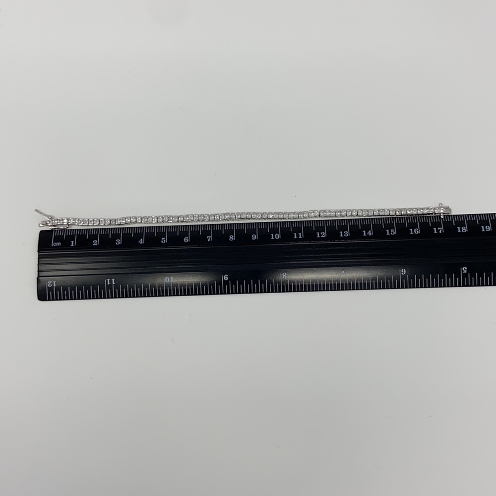 NEW 925 Sterling silver tennis bracelet - Picture 4 of 5